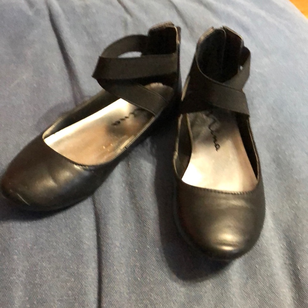 Nina Smooth Leather Flats